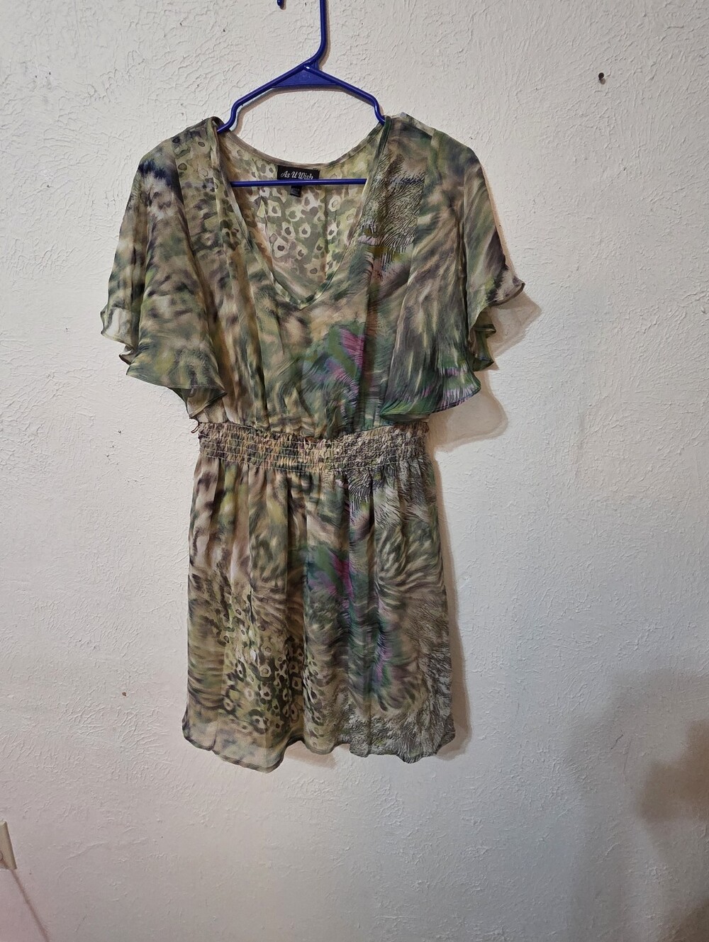 *NWOT* As U Wish - M - V-Neck Smocked Waist Mini Dress in Olive Print